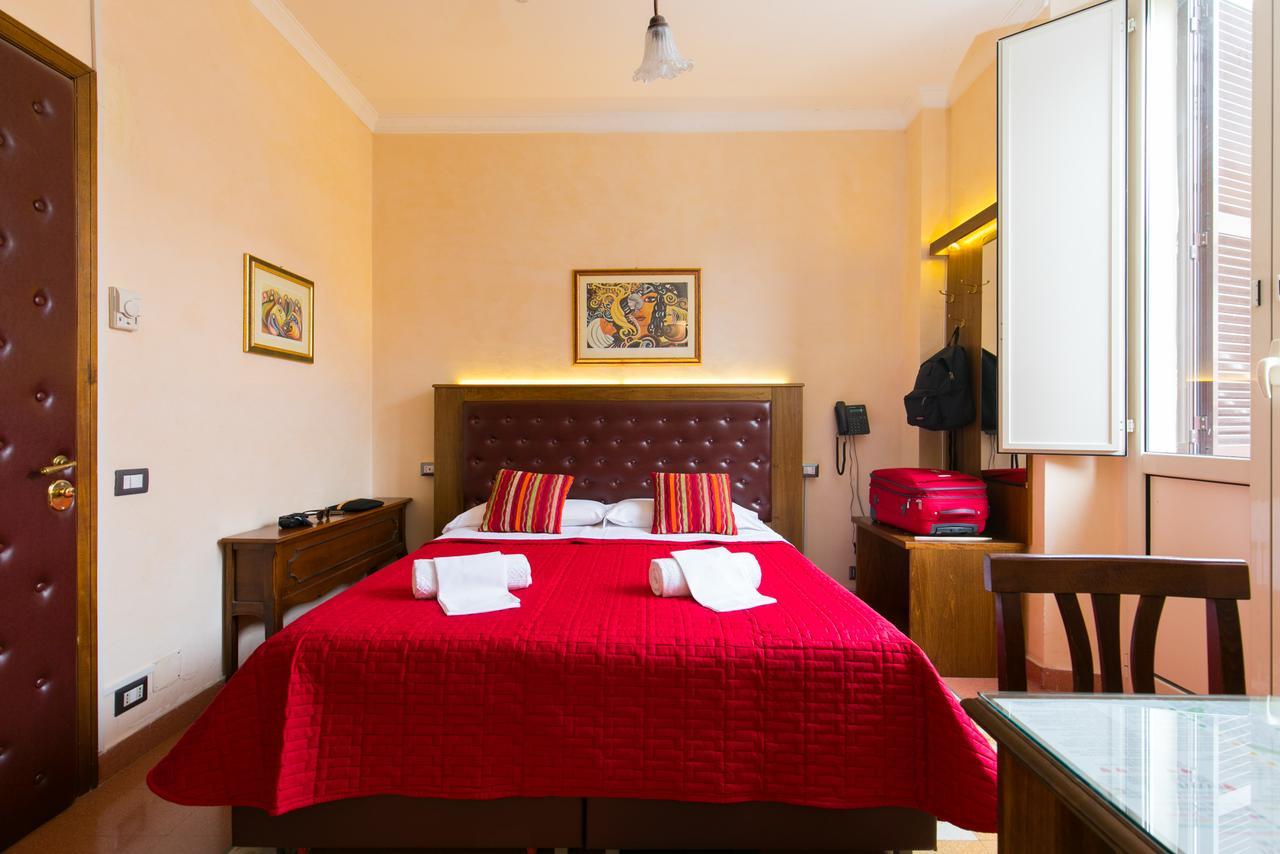 Double Room with Balcony,775572235:JPEG